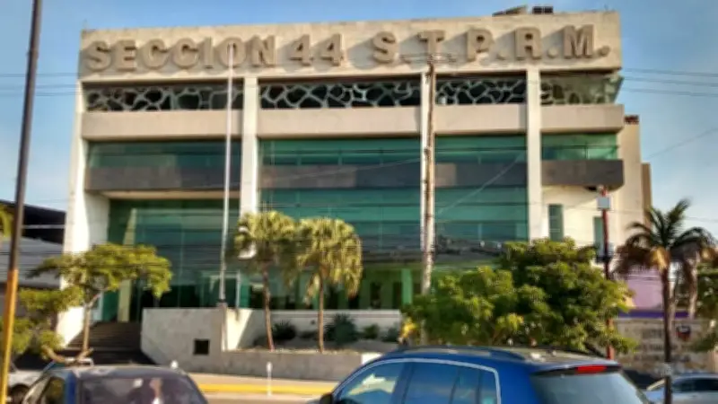 Sindicato petrolero en Tabasco amenaza con protestas si Pemex no acata fallo sobre descuentos salariales