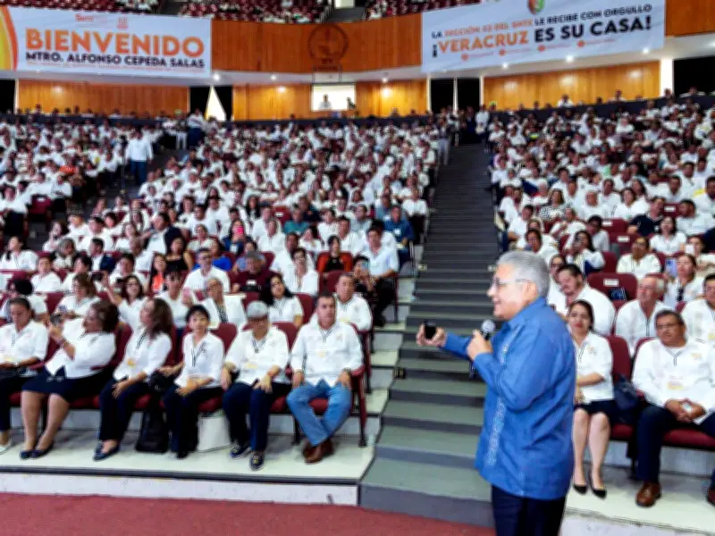 SNTE exige incremento salarial del 13% para maestros basado en alza del salario mínimo