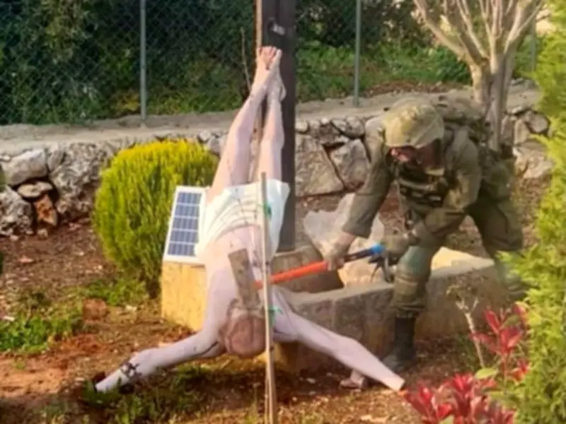 Soldado israelí destruye estatua de Cristo en Líbano y desata condena internacional