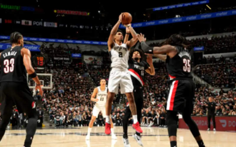 Spurs sufren costosa derrota en casa ante Trail Blazers que empatan la serie