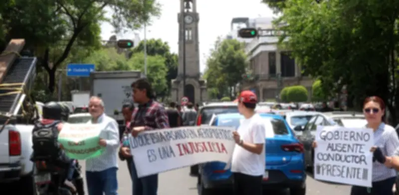 Taxistas por App Bloquean Segob por 8 Horas Exigiendo Acceso al AICM
