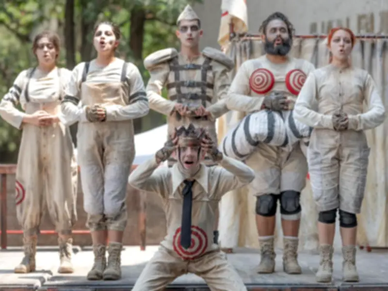 Teatro UNAM presenta 'Ubú Rey' en su producción 30 del Carro de Comedias