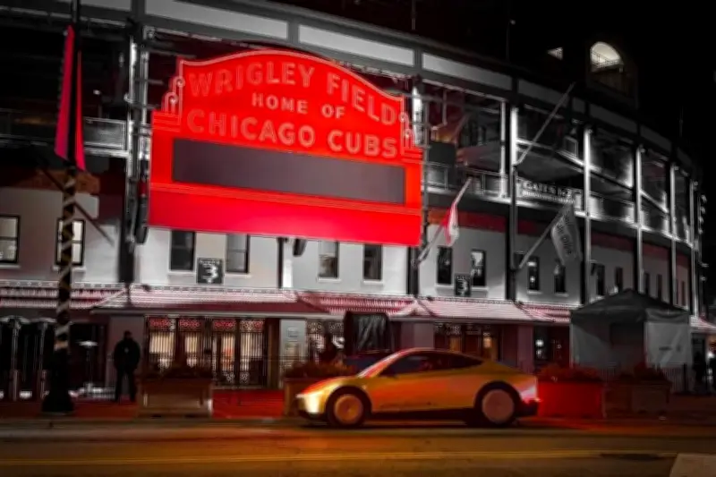 Tesla Robotaxis: Revelan Asistencia Humana en Operaciones Autónomas