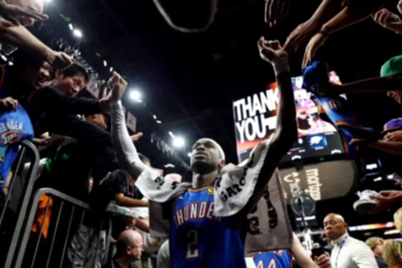 Thunder barre a Pelicans; Magic, a un triunfo de avanzar