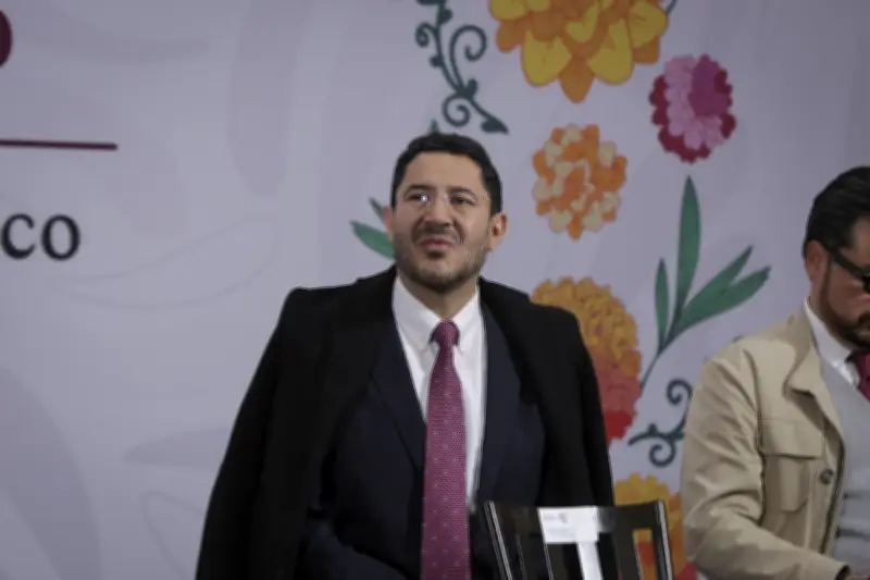 Trabajadores del ISSSTE denuncian a Batres por atropello autoritario