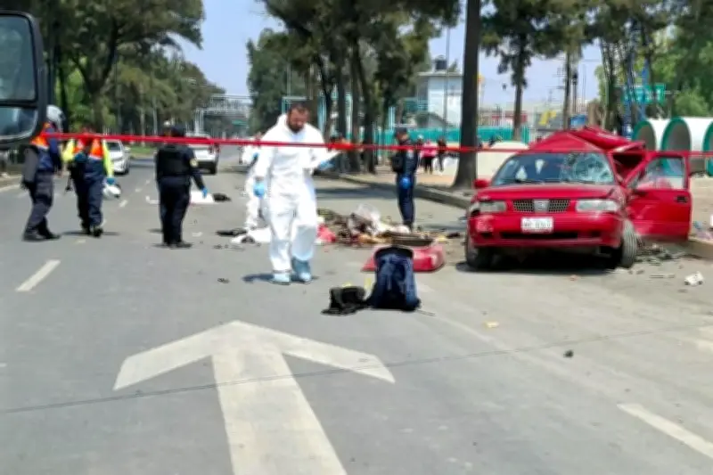 Tragedia vial en Iztapalapa: tráiler embiste auto y deja dos personas fallecidas
