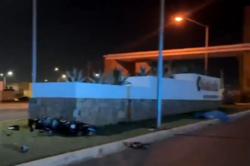 Tragedia vial en Monterrey: Camión da vuelta y mata a motociclista