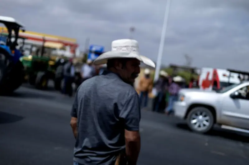 Transportistas y agricultores suspenden bloqueos y retoman diálogo con el gobierno federal