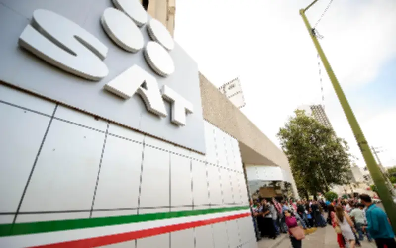 Tres deducciones clave para maximizar tu devolución del SAT en la Declaración Anual 2026