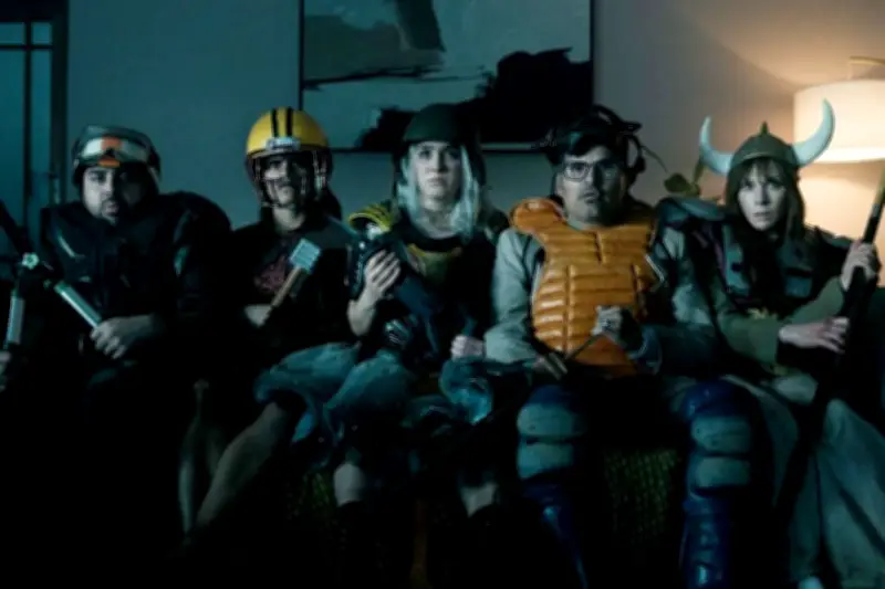 Tráiler de 'Buena Suerte, Diviértete, No Mueras' Genera Expectación en el Cine Mexicano