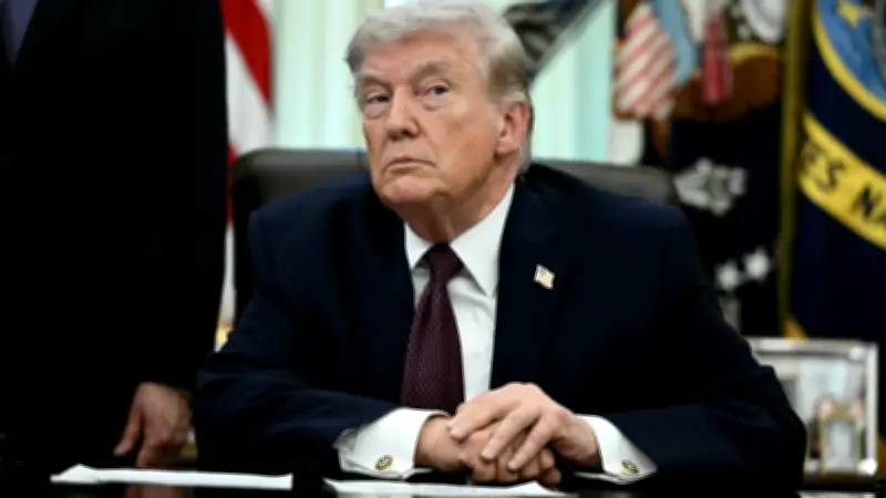 Trump condiciona alto al fuego con Irán a apertura del estrecho de Ormuz tras ataques israelíes