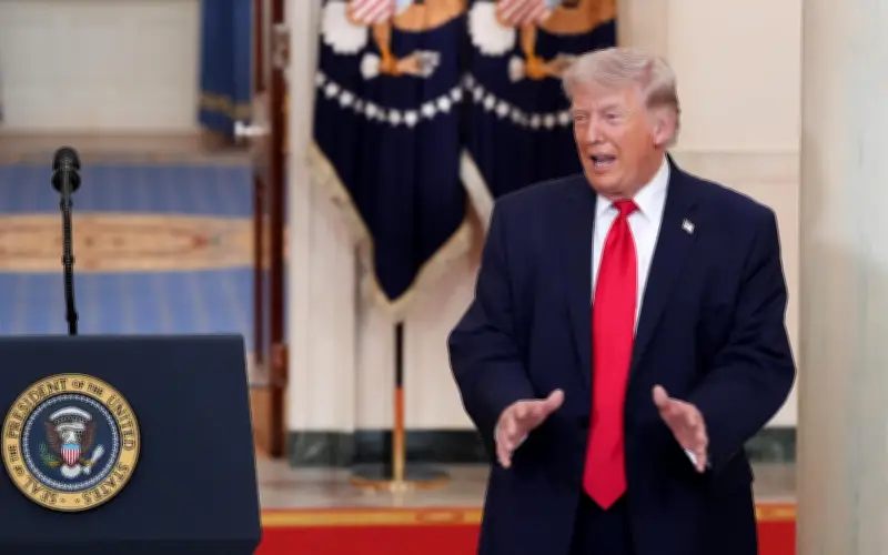 Trump minimiza derribo de avión estadounidense y afirma que no afecta negociaciones con Irán