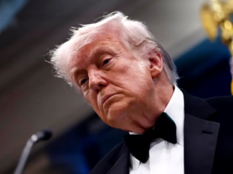 Trump: sin prisa por acuerdo con Irán, presión máxima continúa