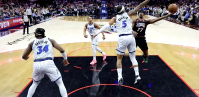 Tyrese Maxey lidera a los Sixers al triunfo sobre el Magic en el Play-In de la NBA