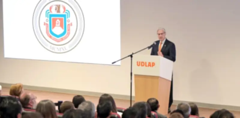 UDLAP consolida prestigio académico y crecimiento institucional en informe 2025-2026