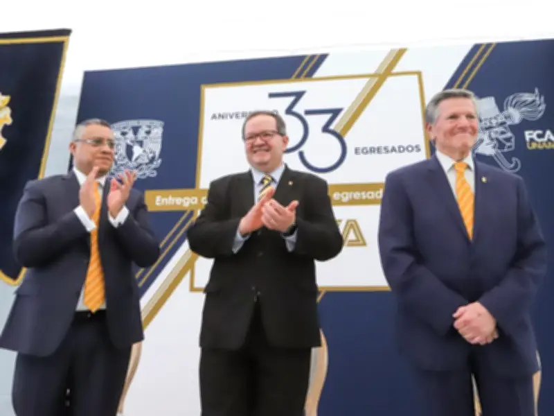 UNAM honra a nueve egresados distinguidos de la FCA en emotiva ceremonia