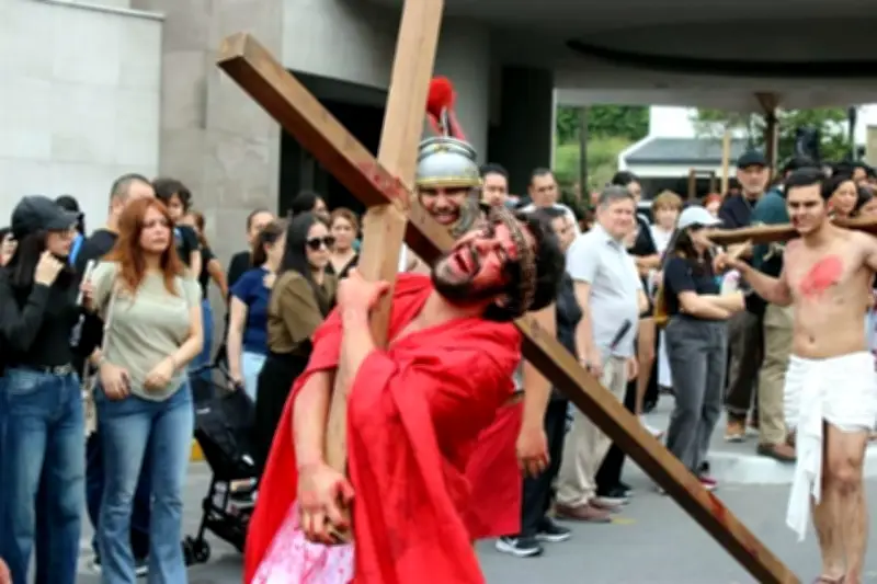 Viacrucis Viviente 2026 de la Parroquia de la Natividad del Señor: Una Tradición Renovada