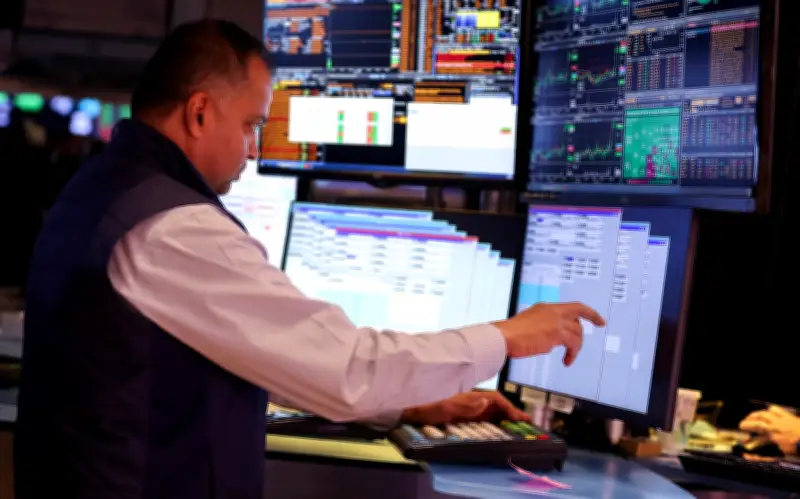 Wall Street cierra con alza del 3% tras alto el fuego entre EU e Irán