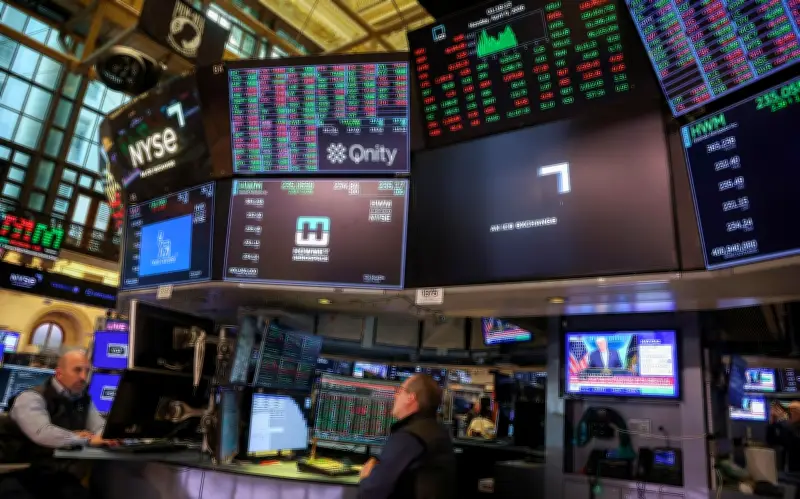 Wall Street cierra mixto con Dow Jones en baja por ultimátum de Trump a Irán