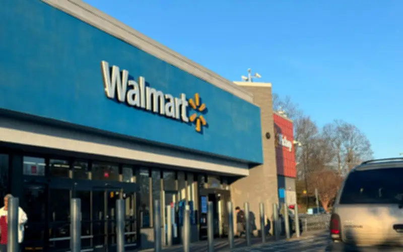 Walmart mantiene horarios regulares en Semana Santa 2026 para atender alta demanda