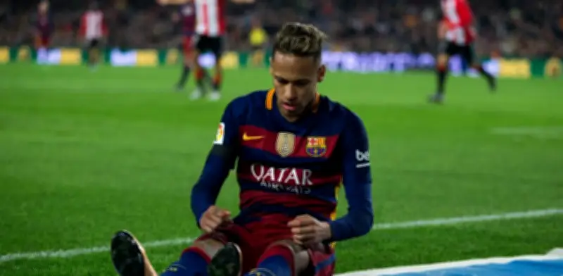 Xavi revela que intentó fichar a Neymar para el Barcelona, pero el Fair Play lo impidió