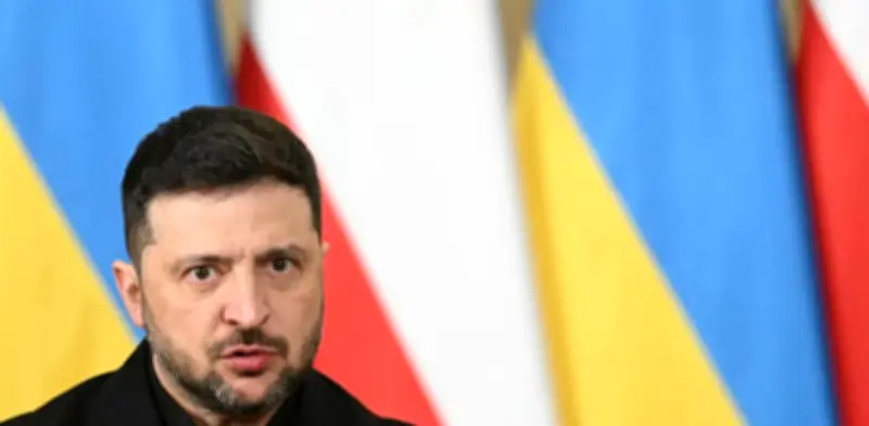 Zelenski acusa a Rusia de terrorismo nuclear en aniversario de Chernóbil