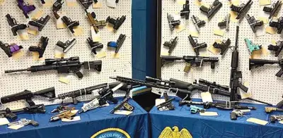 Arizona admite grave problema de tráfico de armas hacia cárteles mexicanos