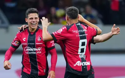 Atlas vence al América en el Azteca y asegura su lugar en la liguilla