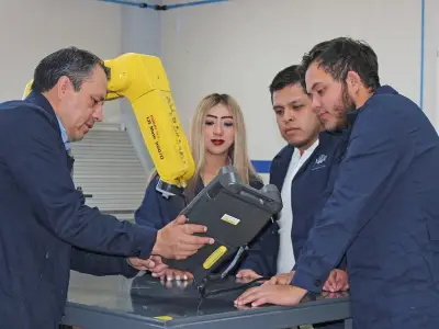 Becas de hasta 350 mil pesos para estudiar en el extranjero en Edomex