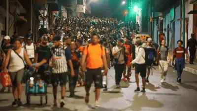 Caravana Migrante de Tapachula Avanza Hacia CDMX; Denuncian Rezago en Trámites