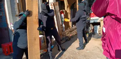 Clausuran y desmantelan dos aserraderos ilegales en Tlalpan, CDMX