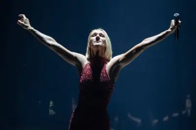 Céline Dion suma fechas en París tras éxito rotundo en preventa de entradas