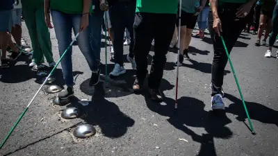 Colectivo de personas con discapacidad visual encabeza marchas en CDMX