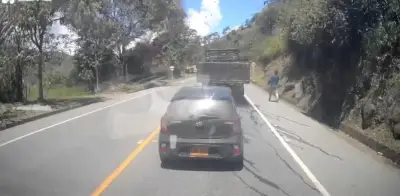 Colombia sufre su peor ataque guerrillero en 30 años con 21 muertos