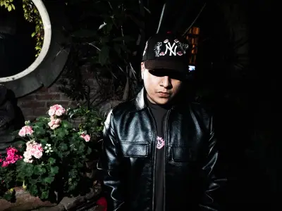 Danny Padilla fusiona clásicos musicales con corrido tumbado en 'Éxitos Ajenos Vol. 2'