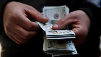 Dólar se cotiza en 17.75 pesos este 8 de abril según Banxico