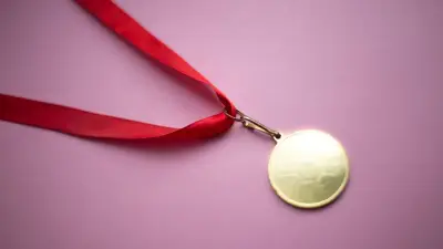 Estudiante mexicana gana medalla de plata en Olimpiada Internacional de Matemáticas en China