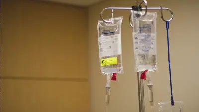 Fiscalía de Sonora intensifica cateos en Hermosillo por médico prófugo de caso de sueros letales