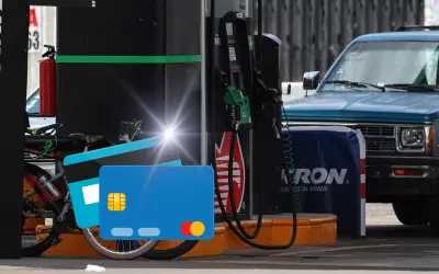 Gobierno reduce comisiones en pago de gasolinas y diésel con tarjeta o vales