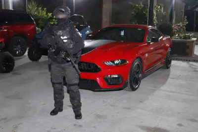 Identifican banda que bloquea GPS y clona llaves para robar autos en CDMX