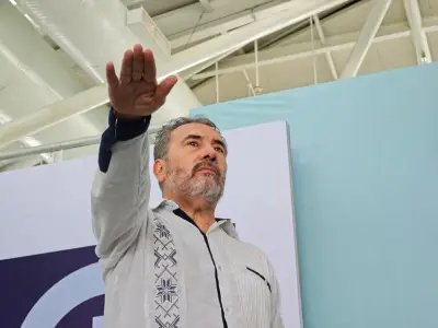 Jesús Becerra, líder del SUTUdeG, es elegido secretario general de la CONTU