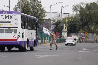 Millones de litros desperdiciados en 'Sábado de Gloria' por tradición mojada