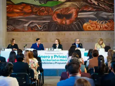 Ministros de la SCJN exigen política de reinserción para madres reclusas