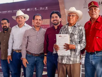 Más de 800 familias en El Fuerte, Sinaloa, reciben títulos de propiedad tras años de espera