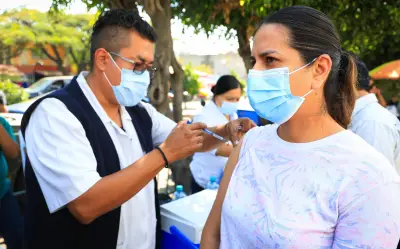 México reporta caída del 66% en casos diarios de sarampión tras campaña masiva de vacunación