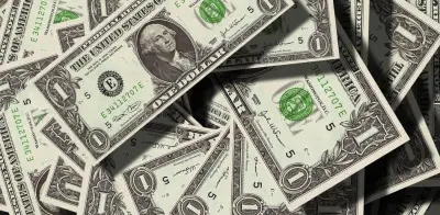 Peso Mexicano Fortalece: Dólar Cotiza en $17.76 Tras Avances de Paz en Medio Oriente