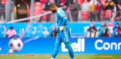 Portero de Colorado Rapids 'se come' gol increíble desde casi medio campo en la MLS