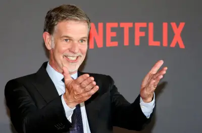 Reed Hastings deja Netflix tras 29 años: cae 10% en bolsa y se enfoca en IA
