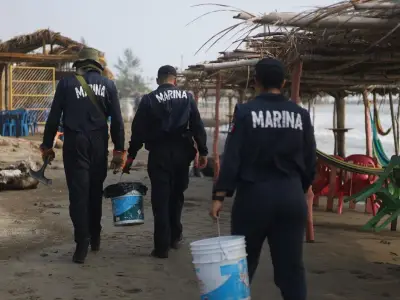 Sheinbaum Ordena Observatorio Permanente Tras Derrame de 630 km en Golfo de México