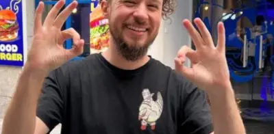 Taxistas de Cancún responden a Luisito Comunica por queja de precios